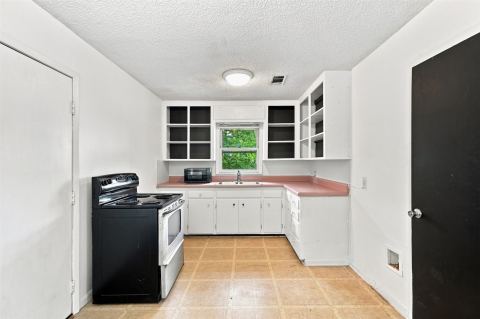 1804 E Wells Avenue, Sherman, TX 75090 — photo 3