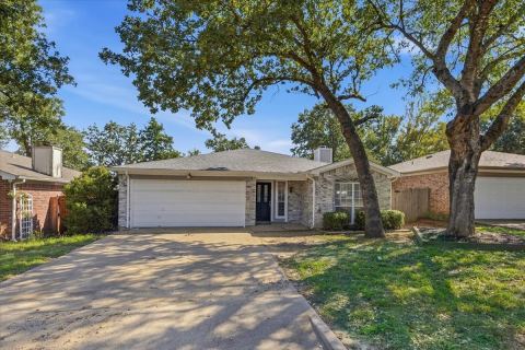 1211 Glen Creek Drive, Mansfield