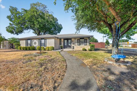 4101 Clemson Drive, Garland, TX 75042 — photo 2