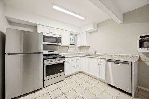 1001 W Elm Street 103, Denison, TX 75020 — photo 2