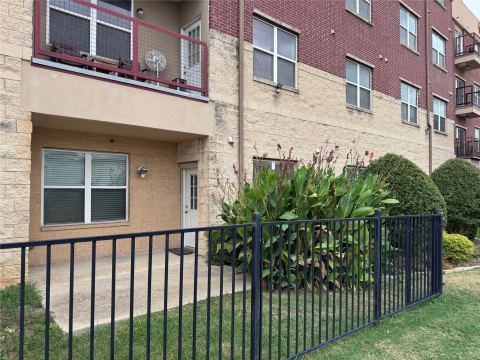1100 W Trinity Mills Road 1015, Carrollton, TX 75006 — photo 2