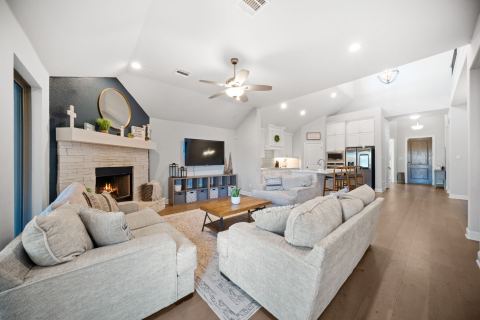225 Lariat Trail, Waxahachie
