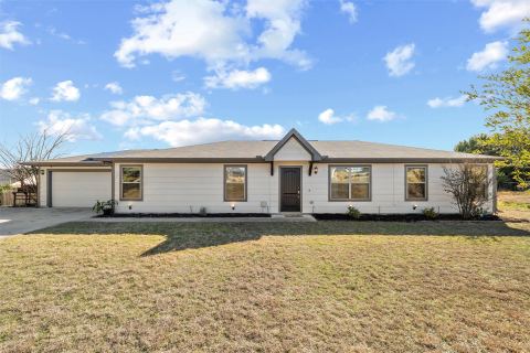 144 Emerald Drive, Weatherford, TX 76087 — photo 2