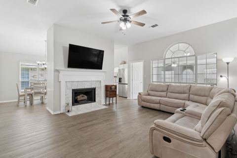 1909 Timberline Lane, Sherman