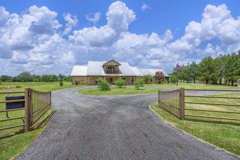 1131 Harvey Lane, Denison, TX 75020 — photo 2
