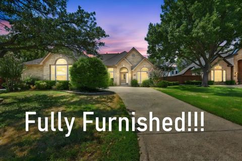 2402 N Hunter Place Lane, Arlington