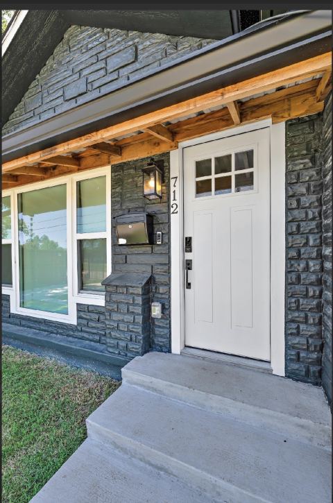 712 Hines Avenue, Waco, TX 76706 — photo 2