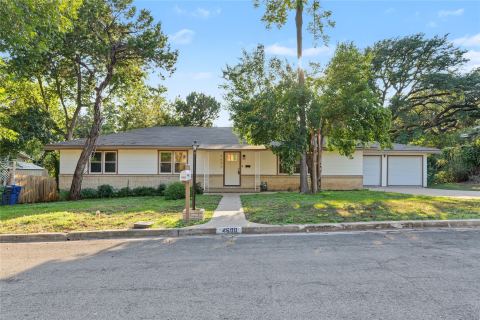 4600 Robinwood Drive, Waco