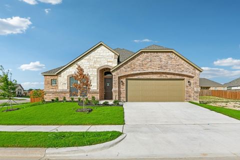 701 Broken Bow Lane, Cleburne