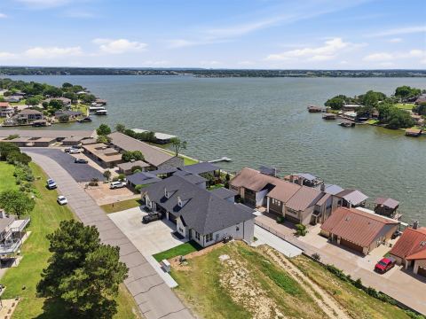 5126 Country Club Drive, Granbury, TX 76049 — photo 2