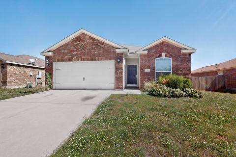 215 Magnolia Drive, Princeton, TX 75407 — photo 2