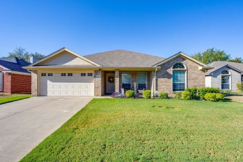 138 Adams Drive, Crowley