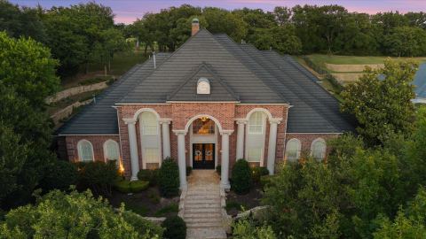 2325 Panorama Court, Arlington, TX 76016 — photo 2