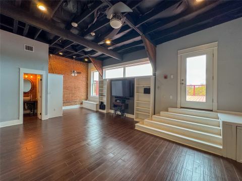 2816 Lee Street C, Greenville, TX 75401 — photo 2