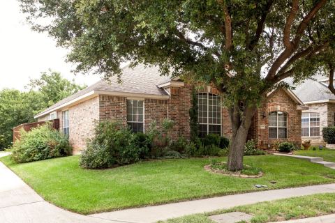 2221 Briary Trace Court, Lewisville, TX 75077 — photo 2