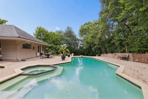 205 Balboa Street, Irving, TX 75062 — photo 3