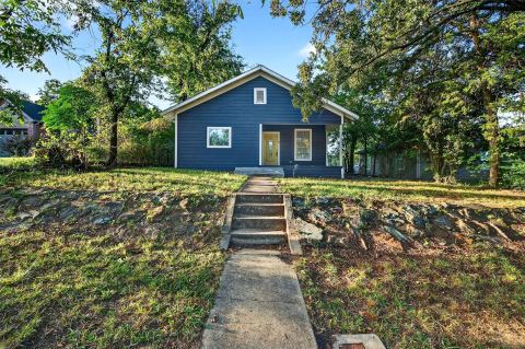 514 E Day Street, Denison, TX 75021 — photo 2