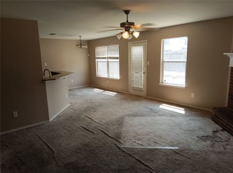 424 Heritage Drive, Crowley, TX 76036 — photo 3