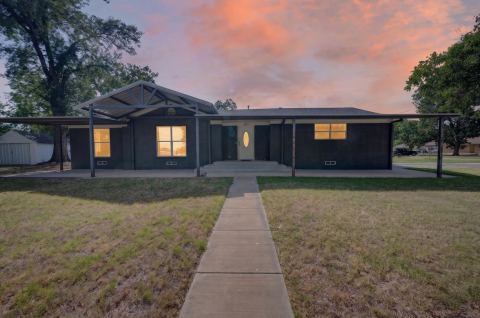 205 N 1st Street, Mabank, TX 75147 — photo 2