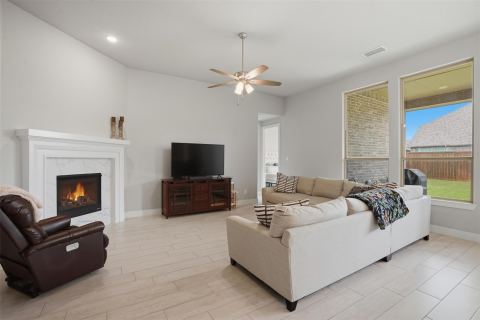 1429 Eclipse Road, Aubrey, TX 76227 — photo 2