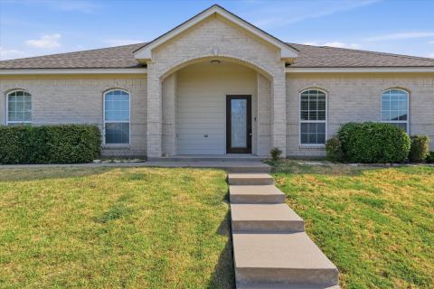 32 North Shore Circle, Waco
