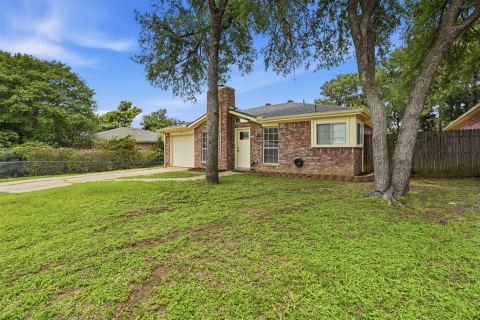 1122 Hidden Creek Drive, Mansfield, TX 76063 — photo 3