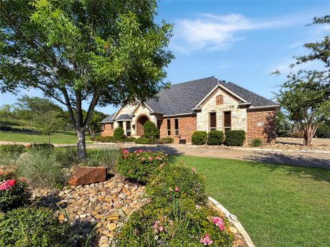 6509 Ladybank Court W, Cleburne, TX 76033 — photo 2