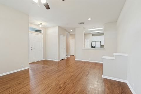 270 Legends Drive, Lewisville, TX 75057 — photo 2