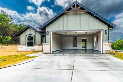 916 Mojave Trail, Granbury