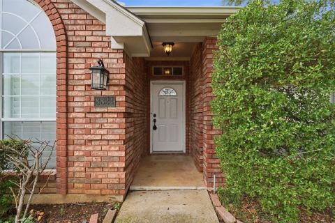 8824 Jason Court, North Richland Hills, TX 76182 — photo 2