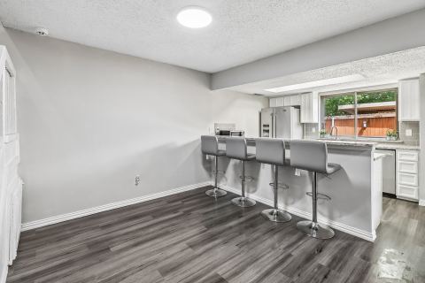 2059 Embassy Way, Carrollton, TX 75006 — photo 2