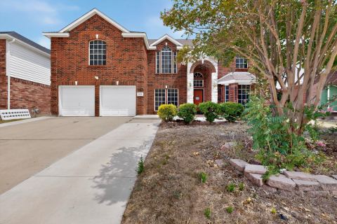4316 Sleepy Glen Drive, Grand Prairie, TX 75052 — photo 2