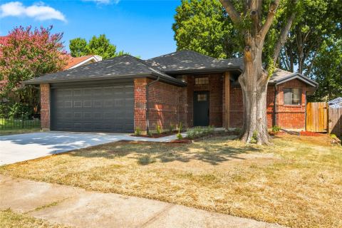 819 Lovingham Drive, Arlington