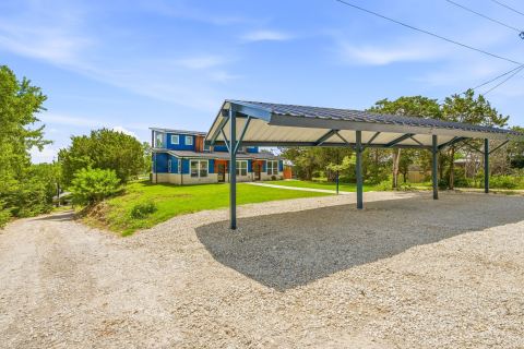 4945 Peachtree Circle, Granbury