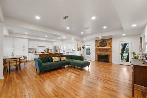 1417 Sylvan Drive, Arlington, TX 76012 — photo 2