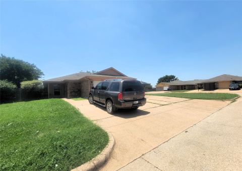 3411 Stonewall Lane, Fort Worth, TX 76123 — photo 2