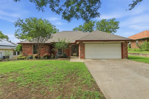 6713 N Park Drive, North Richland Hills, TX 76182 — photo 2