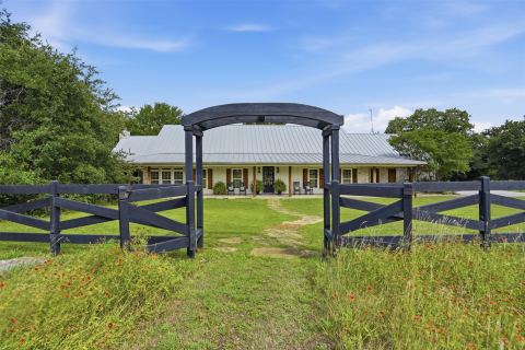 2151 Lipan Highway, Granbury, TX 76048 — photo 2