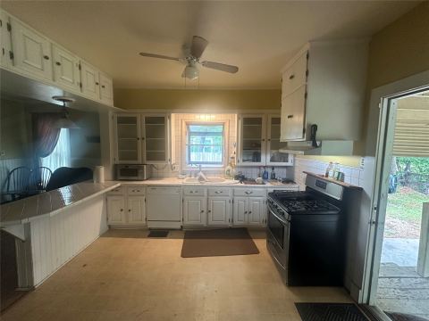 504 1st Street, Terrell, TX 75160 — photo 2