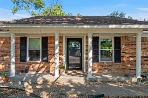 7113 Oxford Drive, Waco, TX 76712 — photo 2
