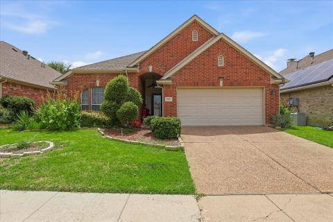 9427 Ponderosa Trail, Irving, TX 75063 — photo 2