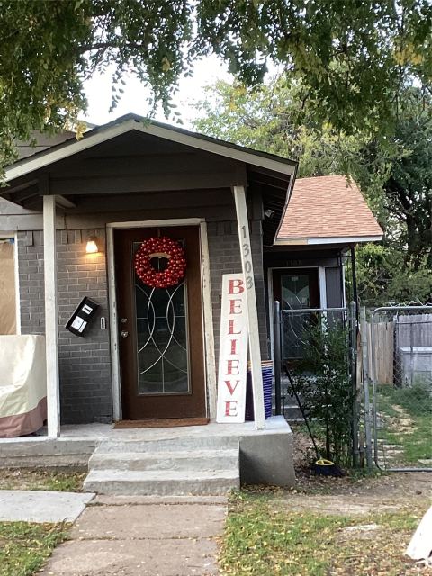 1303 E Myrtle Street A, Fort Worth, TX 76104 — photo 2
