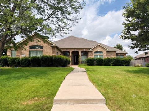 13733 Alterna Drive, Fort Worth