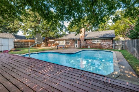 2304 Shady Brook Drive, Bedford, TX 76021 — photo 2