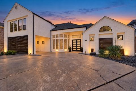 4420 Hollow Oak Drive, Dallas