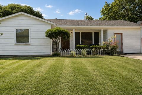 1010 Mcclendon Street, Irving