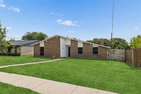 713 Kathryn Drive, Lewisville, TX 75067 — photo 3