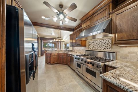 6068 NORTHVIEW Court, Aubrey, TX 76227 — photo 2