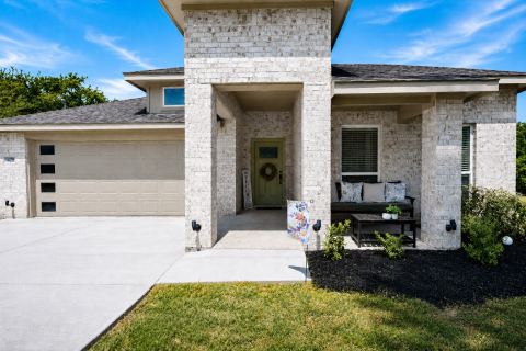 1420 Marshall Street, Greenville, TX 75401 — photo 2