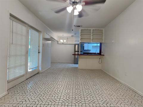 605 Thompson Drive, Saginaw, TX 76179 — photo 2